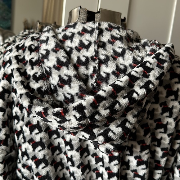 Vera Bradley Soft Houndstooth Scottie Dog Robe S/M - Picture 5 of 11